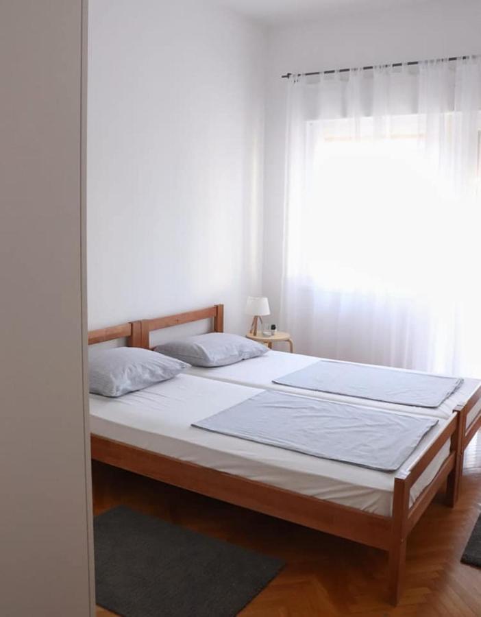 Apartman Simac Okrug Gornji 特罗吉尔 外观 照片