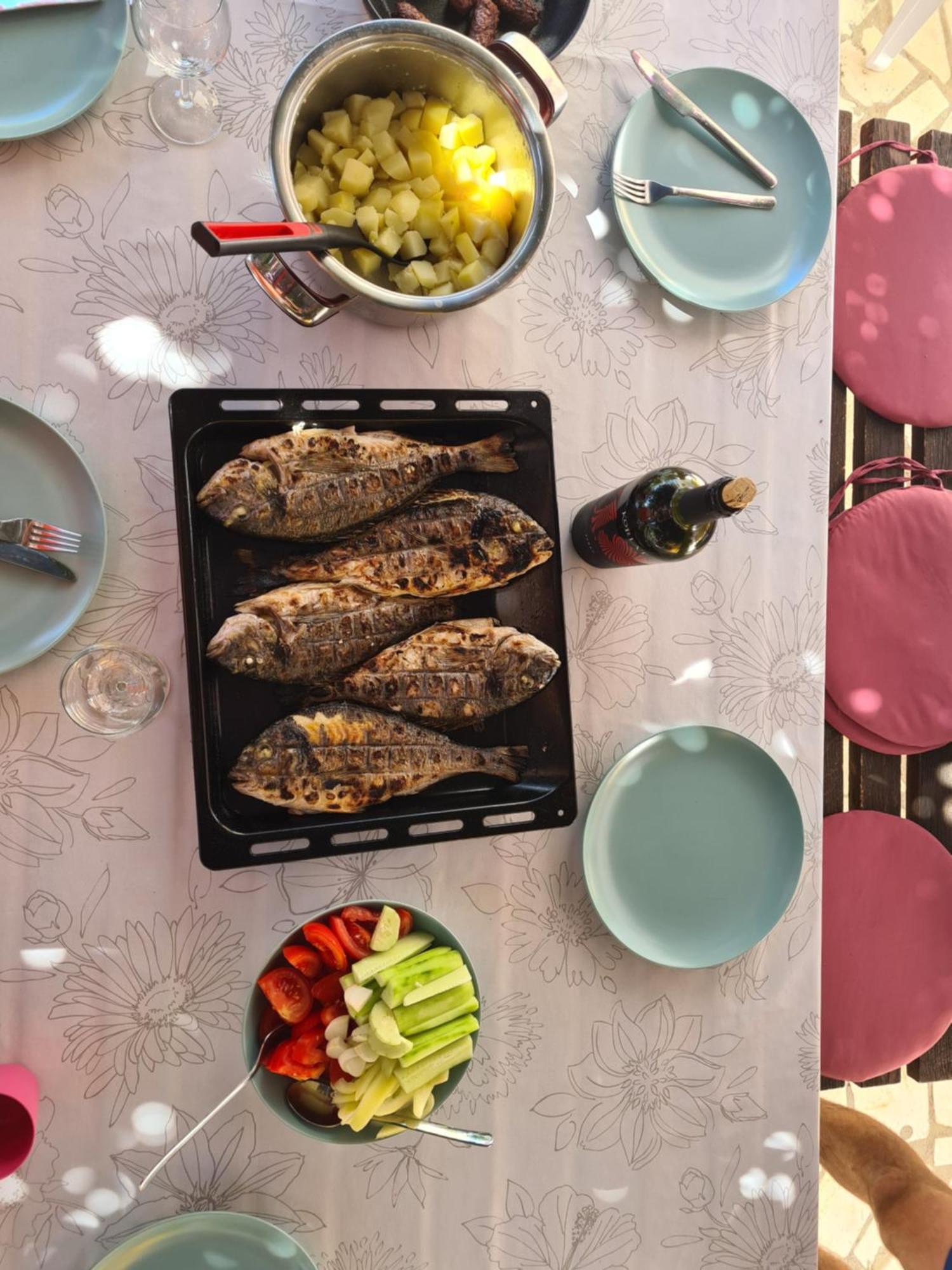 Apartman Simac Okrug Gornji 特罗吉尔 外观 照片